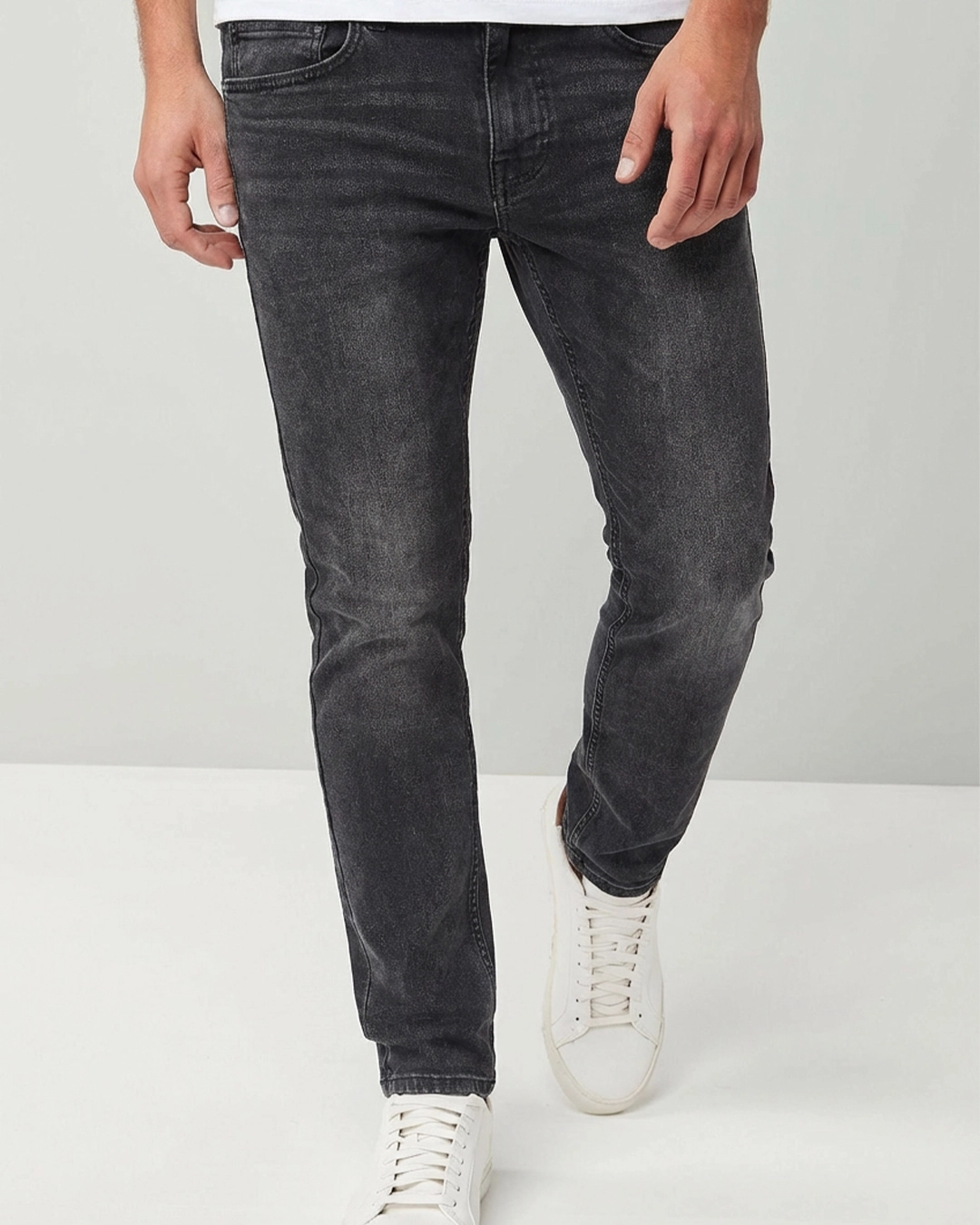 Black Faded Jeans – Slim Fit