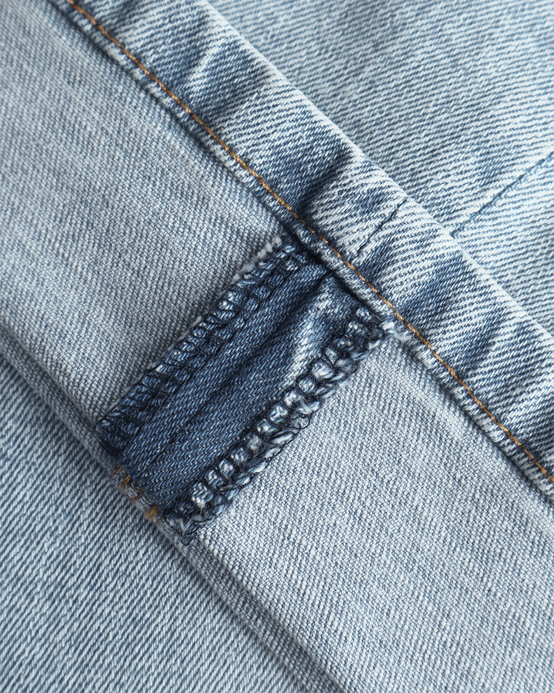 High-End Light Blue Jeans – Regular Fit - Image 5